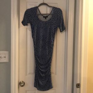 Isabella Oliver for a Pea in the Pod Dress